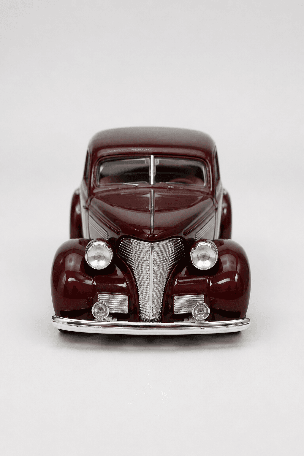 1939 Chevrolet Coupe - 1:24 Nostaljik Metal Araba Hediyelik Esya